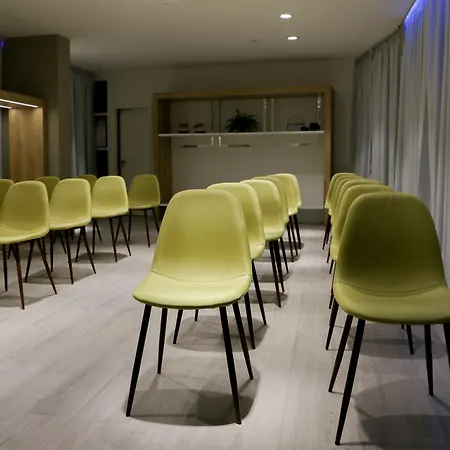 Sé Boutique 4*