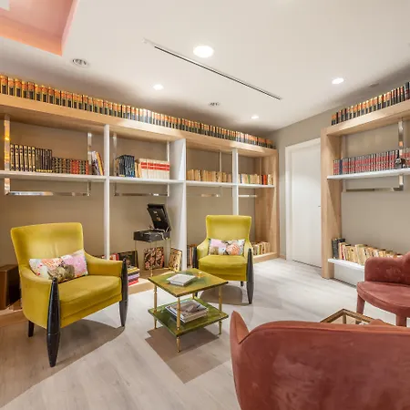 Se Boutique 4* פונשל